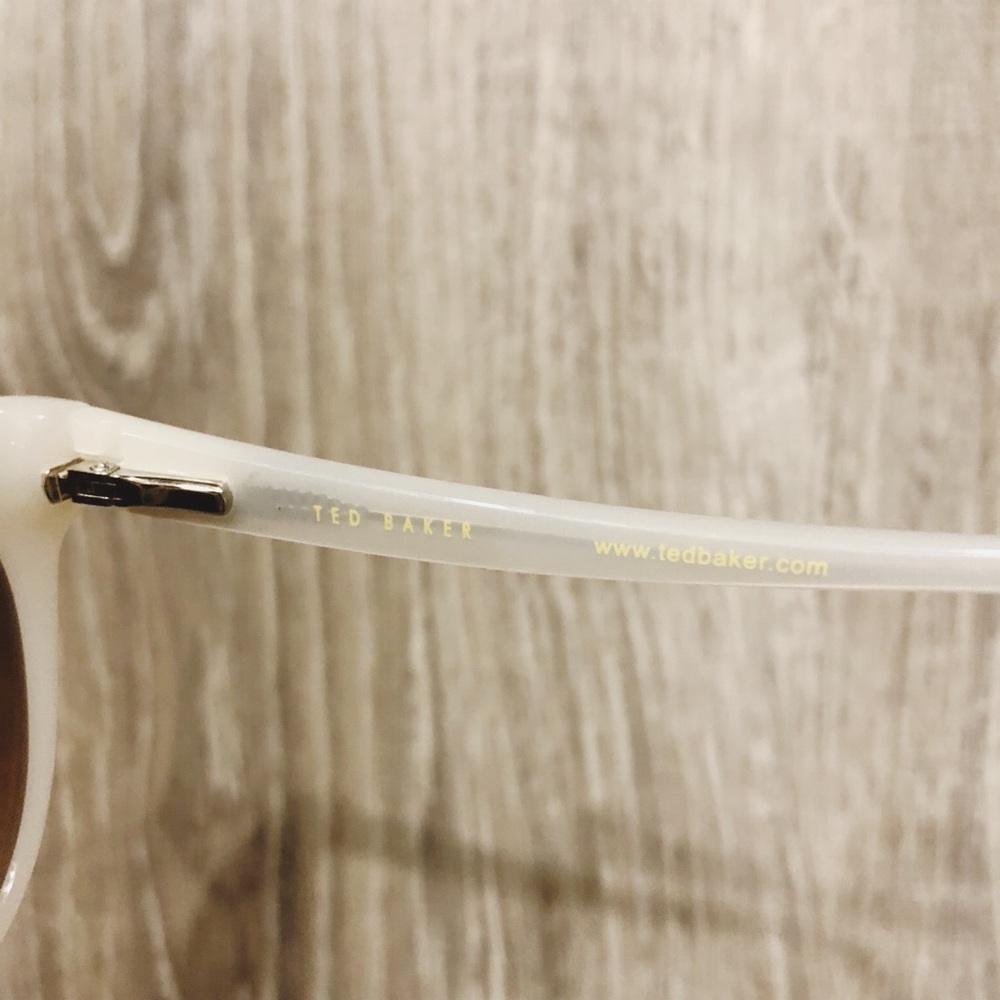 Ted Baker White and Gold Sunglasses - Picture 5 of 7